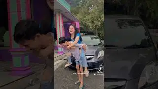 Gendong ayang gemoy 😂 