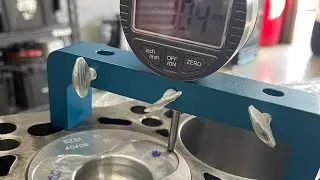 Head gasket selection. Measuring Piston Projection