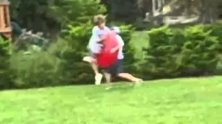 Kid gets 'le rekt