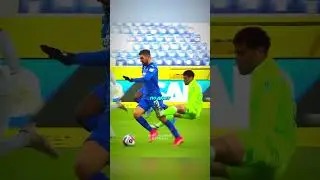 Last-ditch tackles😈 