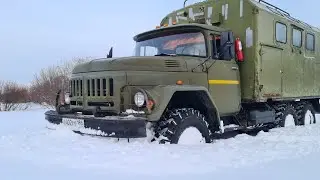 ЗИЛ 131 поехал на разведку местности, для выходных покатушек джипперов.