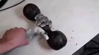This artificial muscles robotic arm is operated by waterand it is the stuff of nightmares 1681591030