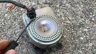 My alarm randomly scars my neighbors it is time to replace bad siren | Volvo XC70 2010