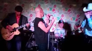 Tomas Stwalley (США) и группа "Boneshakers"