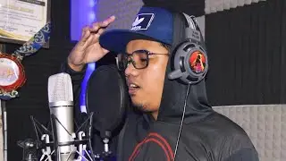 PRETTY THANG - Kyee x John Zyre (John Zyre's verse) LIVE SESSION