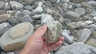 Божии камни.
