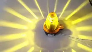 Hiland. Сигнальна лампа для воріт 12-230В, LED. З антеною 433МГц. 2022 р.