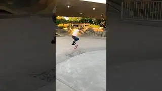 TWO MANUALS KICKFLIP OUT! 