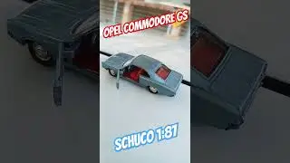 L' auto della Commodore. Opel Commodore GS.
