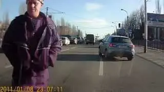 А маму, реально, жалко...