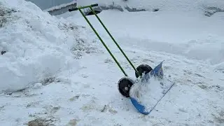 Miracle Snow Shovel on Wheels