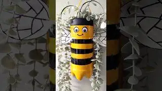 Cute Honey bee🐝 inspired Recycled Sprite Bottle Planter pot wall hanging easy home garden diy ideas