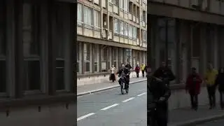 ЛИТВИН КАТАЕТСЯ ПО ПАРИЖУ!!!!
