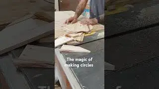 Making small circles on the table saw.  #recycledwood #carpentery #woodworking #woodshop #diy