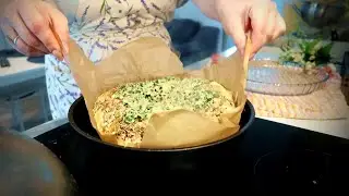 Заливной пирог с фаршем на сковороде