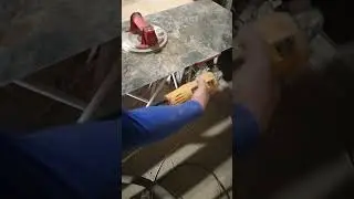 How to cut porcelain tiles for door openings 