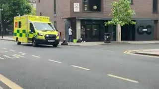 London Ambulance Responding (Lights only￼)