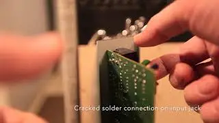 Opening up a Fender Frontman 15G