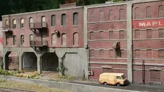 Maple Leaf Trading Co. - Construction How To