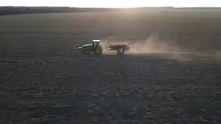 Вносимо добрива Встигнути до дощу