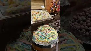 Магазин сладостей