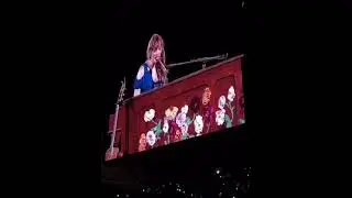 Taylor Swift plays a Mashup of 