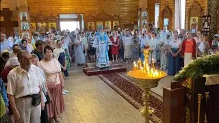 М.Агафангел совершил литургию в храме иконы Божией Матери «Споручница Грешных»