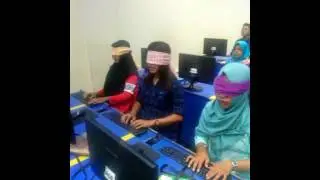 Latihan mengetik 10 jari