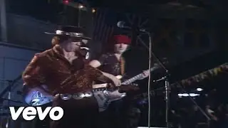 Stevie Ray Vaughan & Double Trouble - Texas Flood (Live at Montreux 1982)