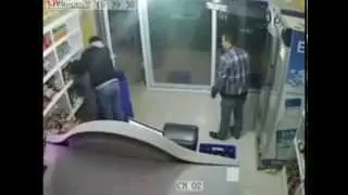 Man kicks a rat, GOOOOOOAAAAAL!!!!!!!!!!