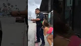 Clonando uma Amiga de um Policial em um Laboratório de DNA 🧬