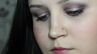 Макияж романтичный и фиолетовый)