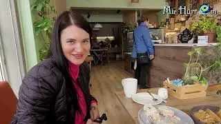 Теперь и она БлоХер, но это не точно 😄 Гости по II кругу, нарезаем круги по Измиру 😵‍💫  Турция
