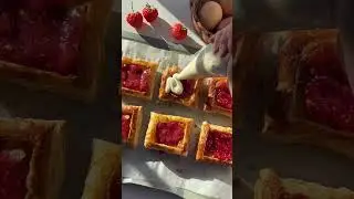 Omakase berry puff pastry— 🍓