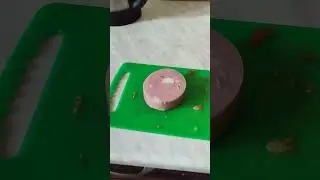 Cooking Doshirak with ham and cheese