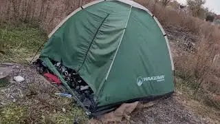 Cops Called on Homeless Man camped near Quaker Oats bridge, Cedar Rapids, Iowa