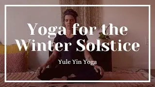 Winter Solstice Yoga | Celebrate Yule with a Yin Yoga Practice | Yoga for Witches ❄️ 🎄