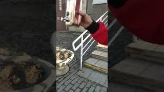 Диспенсер Office Clean, испытание водой
