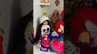Vrindavan pyaro Vrindavan #love #radha #barsan #krishna #laddu #barsana #song