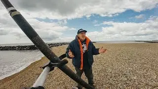 Beach Fishing Battle against the Crabs!