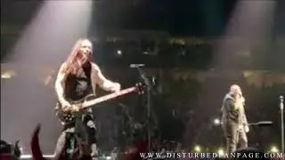 Disturbed Invites A Fan On Stage To Sing Stupify (Denver, CO) [1/16/19]