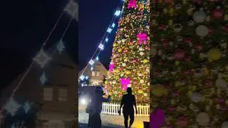 Cây thông Giáng Sinh đẹp nhất Sài Gòn #christmastree #thuthiem #saigon
