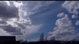 ..всё. что дорого тебе ветром унесёт..девушка читает свои стихи