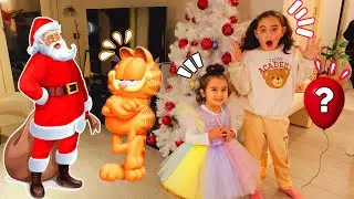 ELİF SİNEM ÖYKÜNÜN EVİNE GİTTİK !! BALKONDA NOEL BABA VAR !! SİHİRLİ BALON GETİRDİ !!