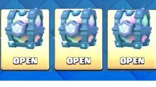 Opening a legendary chest in Clash Royale.