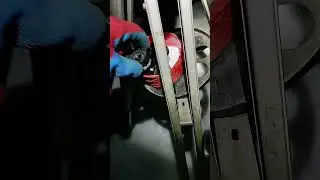 Нашли старый телескоп и решили протестить. Как выглядит Луна?