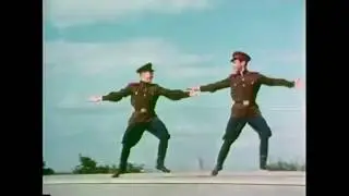 Лютых красноармейцев увезли на дип-хаус