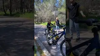 🚴‍♀️🚴🚴‍♂️ 