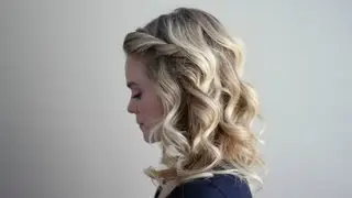Curls using 2 different curling irons