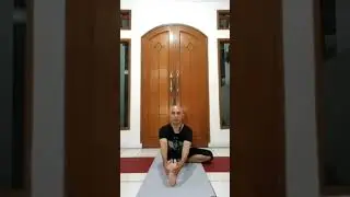 Bedtime Yoga for Deep Sleep #bedtime #evening #shorts